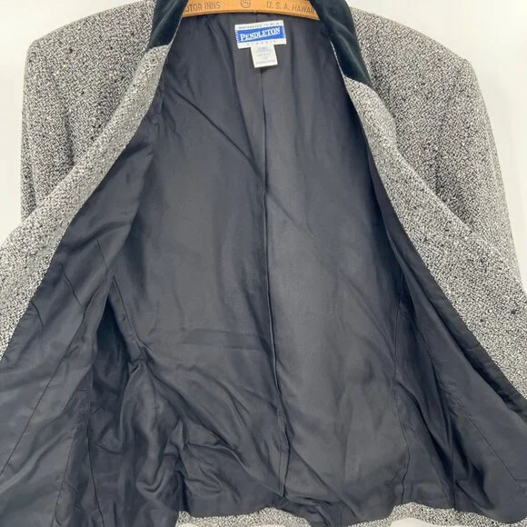 Pendleton Wool Blazer Size 12 Black Velvet Collar Vintage Made in USA Office - Picture 7 of 7